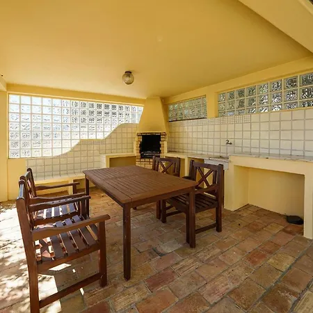 Villa Pinheiro *