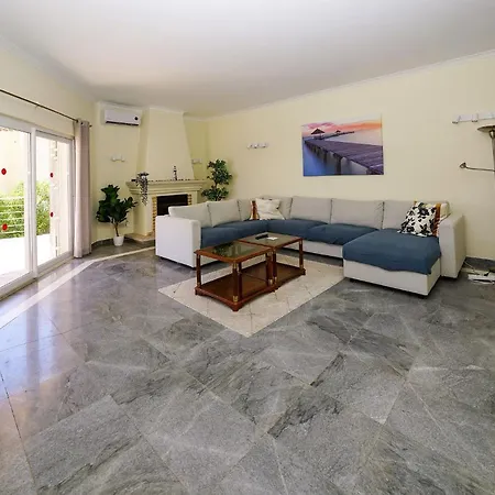 Villa Pinheiro