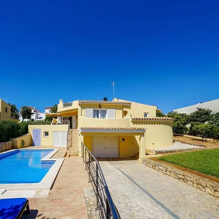 Villa Pinheiro *