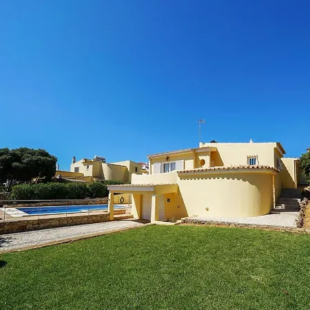 Pinheiro Villa *